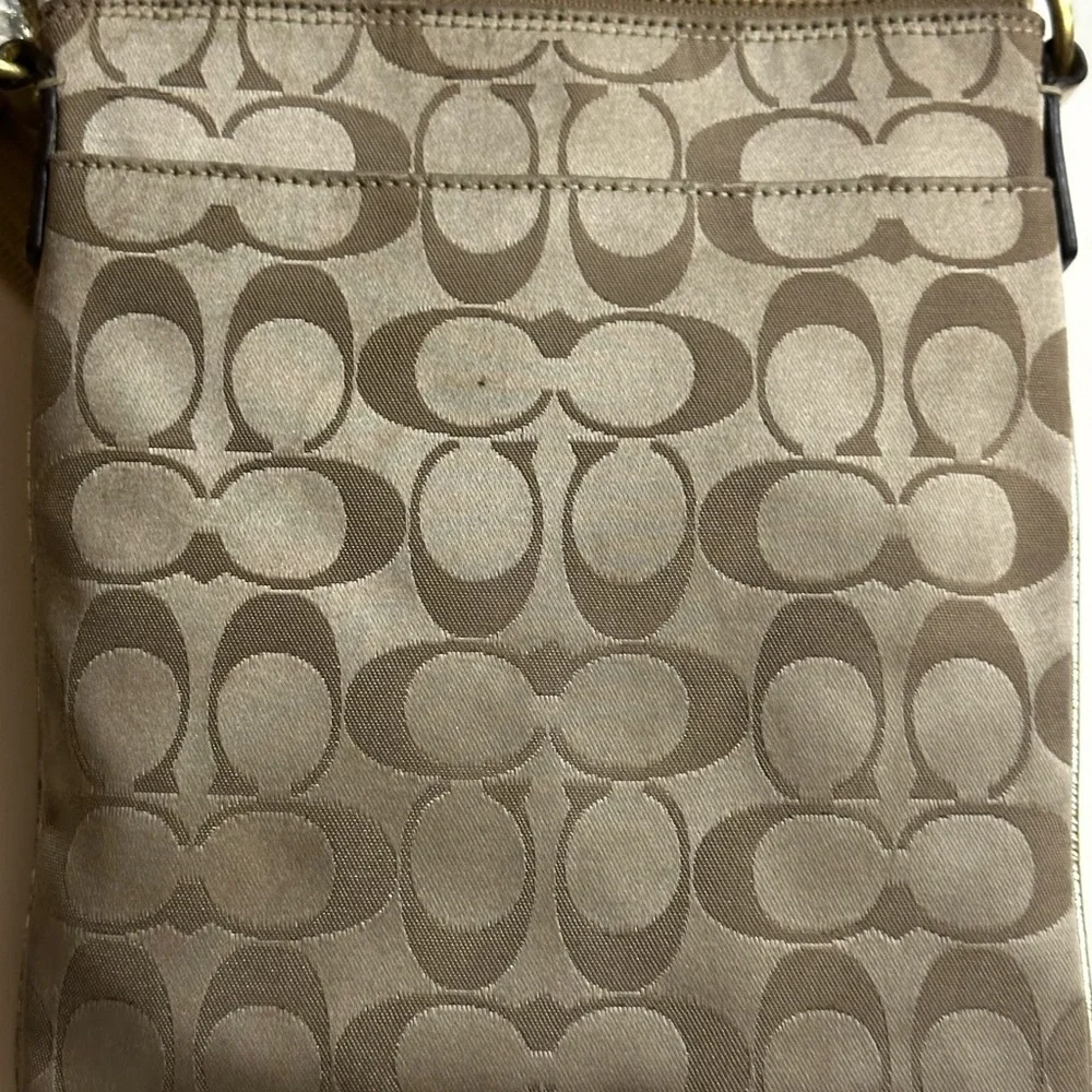 Coach Tan Crossbody Bag - Picture 6 of 9